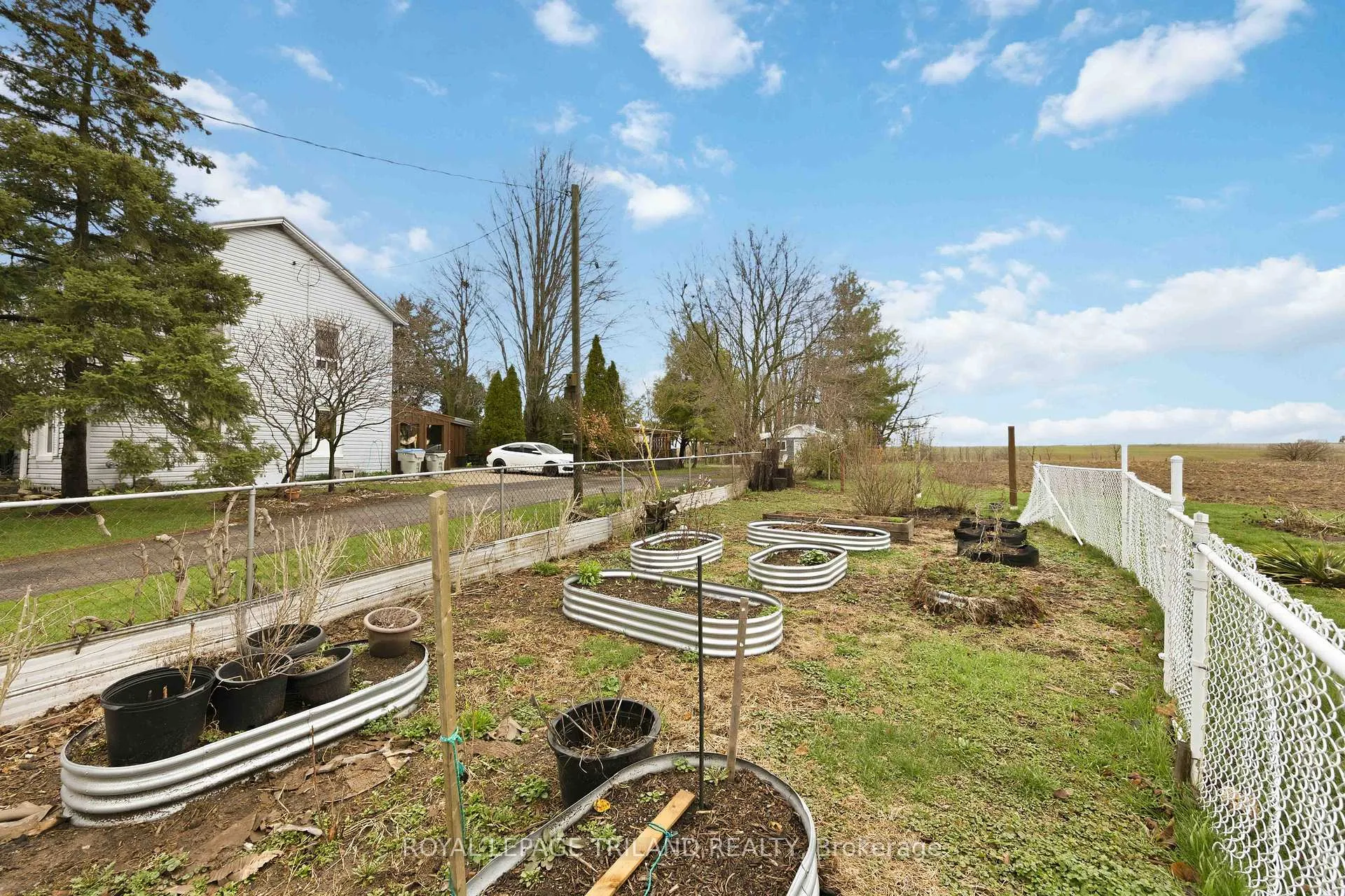 Photo 36 of 8376 Townsend Line, Lambton Shores, Arkona — HOMEH