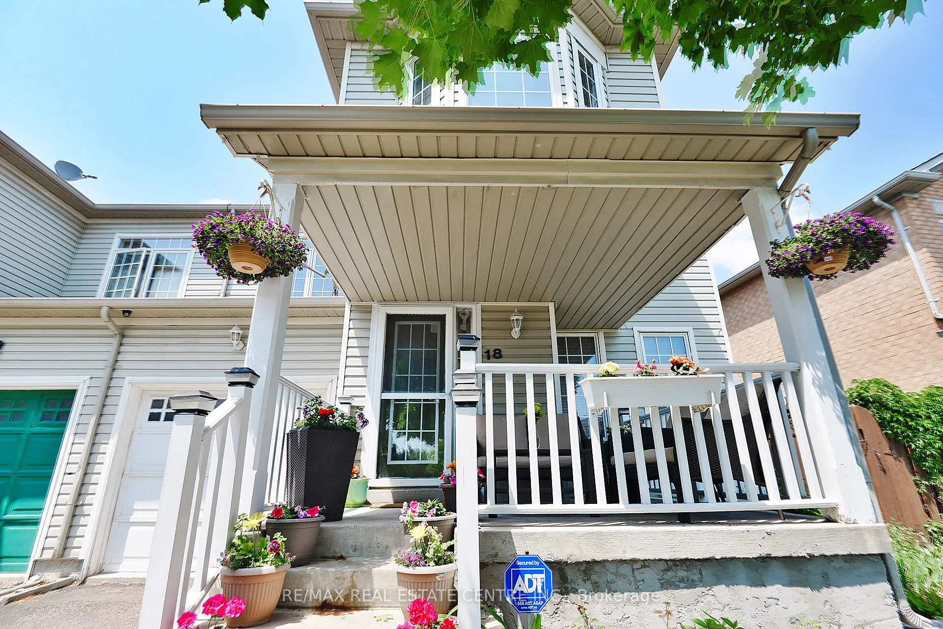 Photo 4 of 18 Nautical Drive, Brampton, Sandringham-Wellington — HOMEH