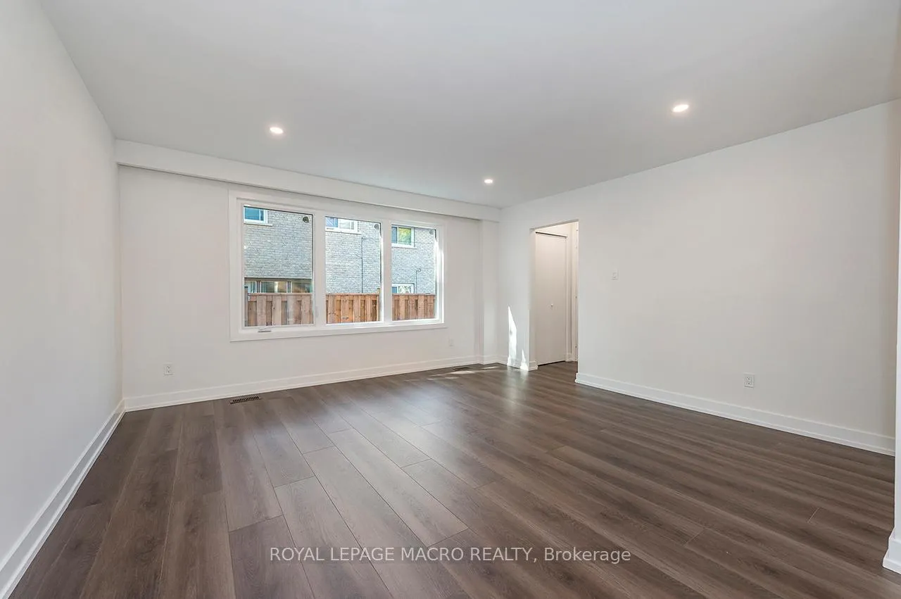 Photo 12 of 72 & 74 Delawana Drive, Hamilton, Riverdale — HOMEH