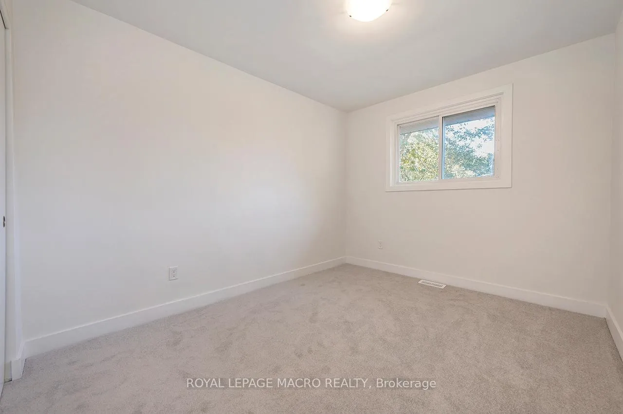 Photo 25 of 72 & 74 Delawana Drive, Hamilton, Riverdale — HOMEH