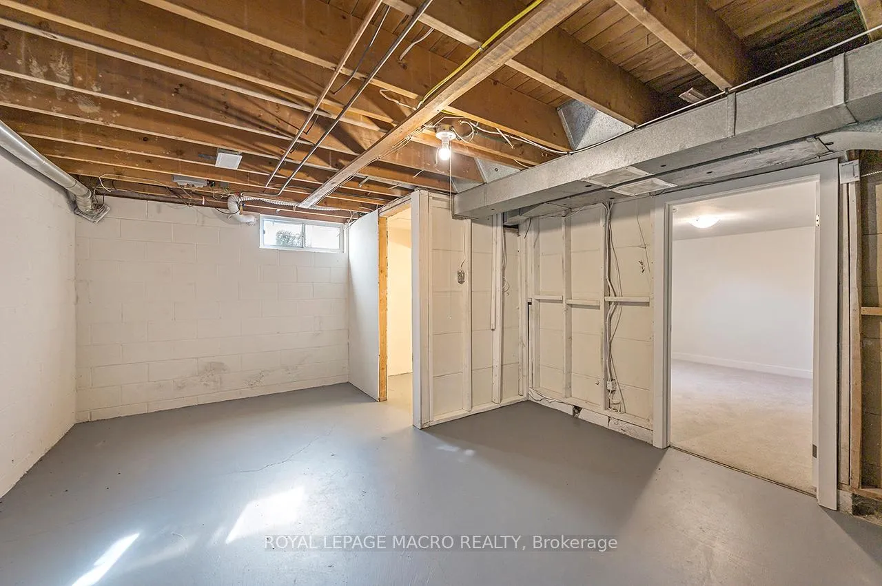 Photo 37 of 72 & 74 Delawana Drive, Hamilton, Riverdale — HOMEH