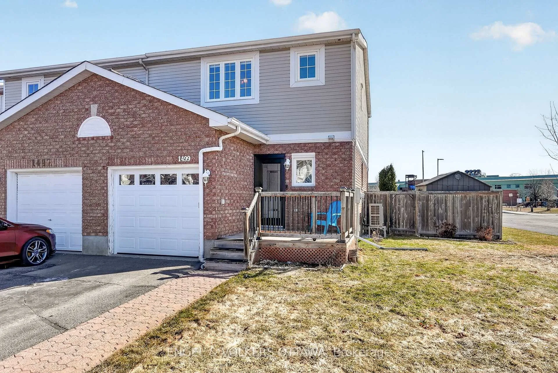 Photo 3 of 1499 Corsham Avenue, Ottawa, Fallingbrook/Pineridge — HOMEH
