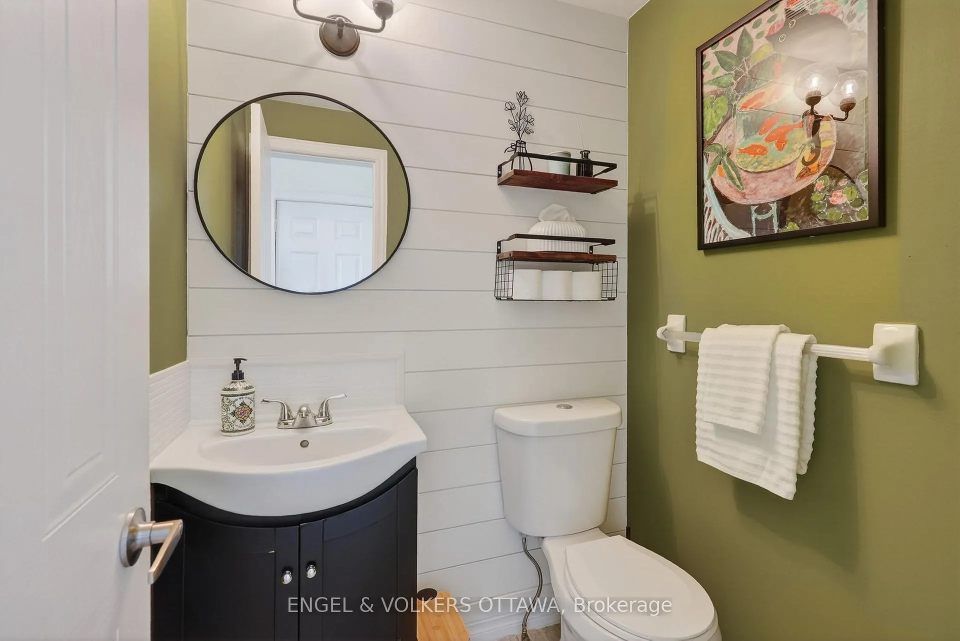 Photo 12 of 1499 Corsham Avenue, Ottawa, Fallingbrook/Pineridge — HOMEH