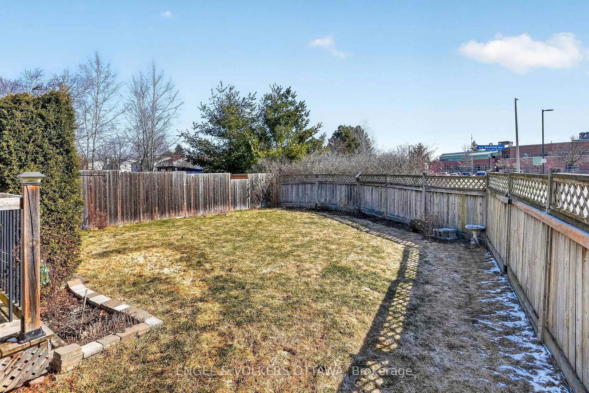 Photo 40 of 1499 Corsham Avenue, Ottawa, Fallingbrook/Pineridge — HOMEH