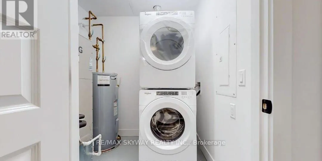 Photo 7 of Unit 406, 1000 Lackner Place, Kitchener — HOMEH