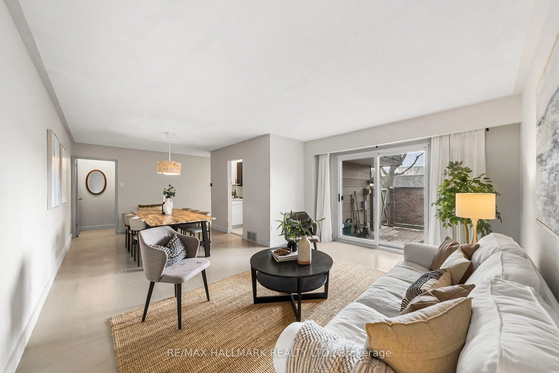 Photo 5 of 619 Timber Lane, Burlington, Appleby — HOMEH