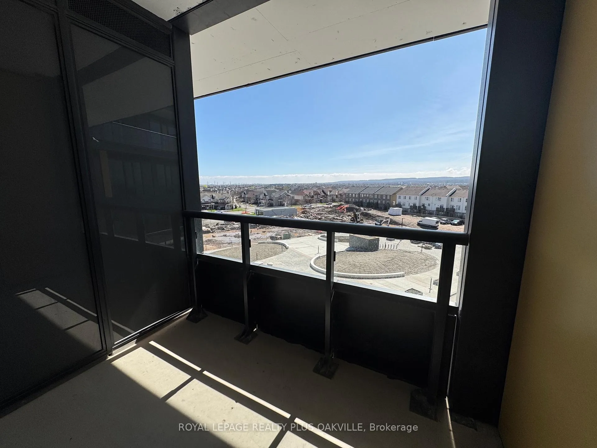 Photo 21 of Unit 505, 4878 Powers Common, Burlington, Alton — HOMEH