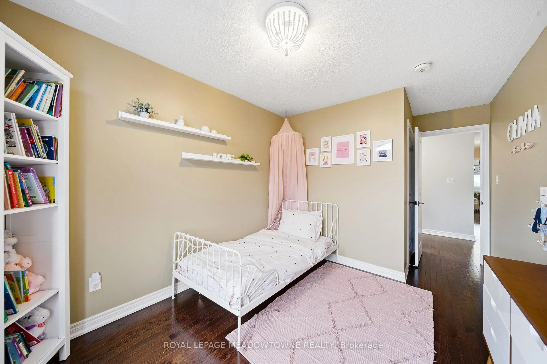 Photo 36 of 1111 Stantin Street, Innisfil, Lefroy — HOMEH