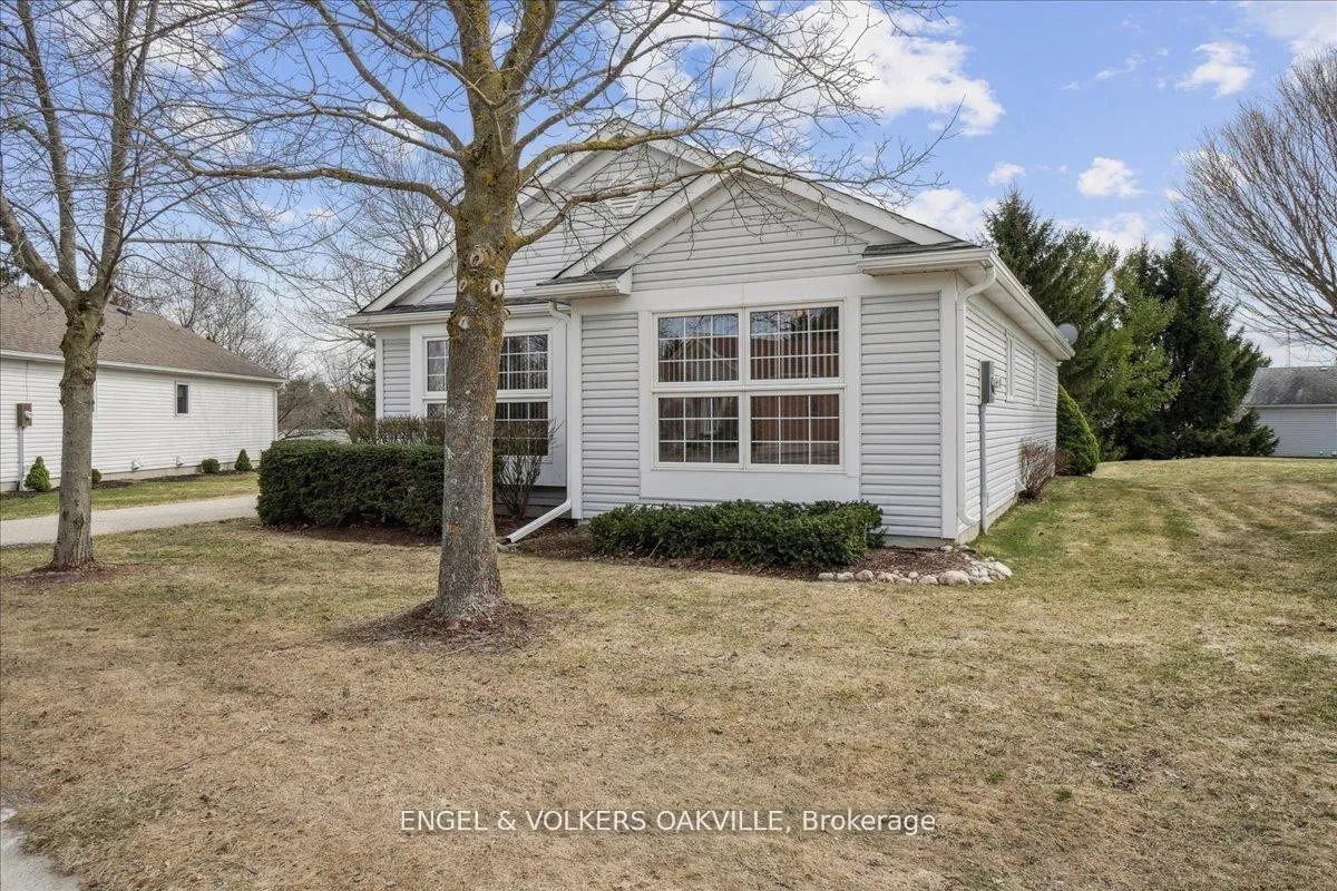 Photo 4 of 36 White Bark Way, Centre Wellington, Rural Centre Wellington East — HOMEH