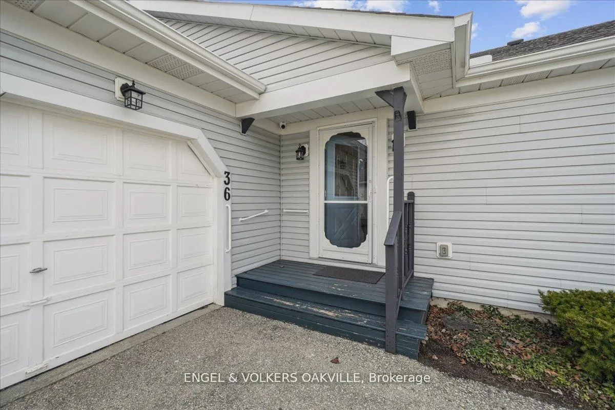 Photo 5 of 36 White Bark Way, Centre Wellington, Rural Centre Wellington East — HOMEH