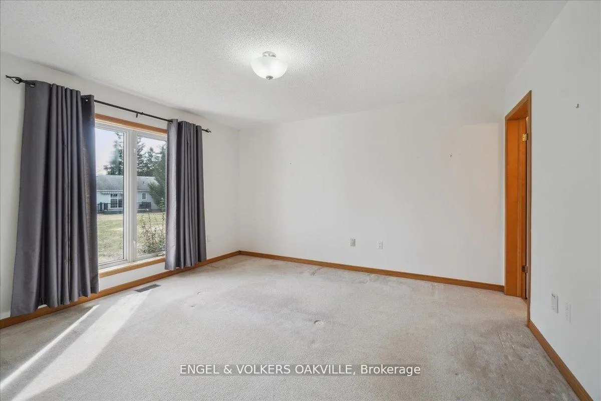 Photo 23 of 36 White Bark Way, Centre Wellington, Rural Centre Wellington East — HOMEH
