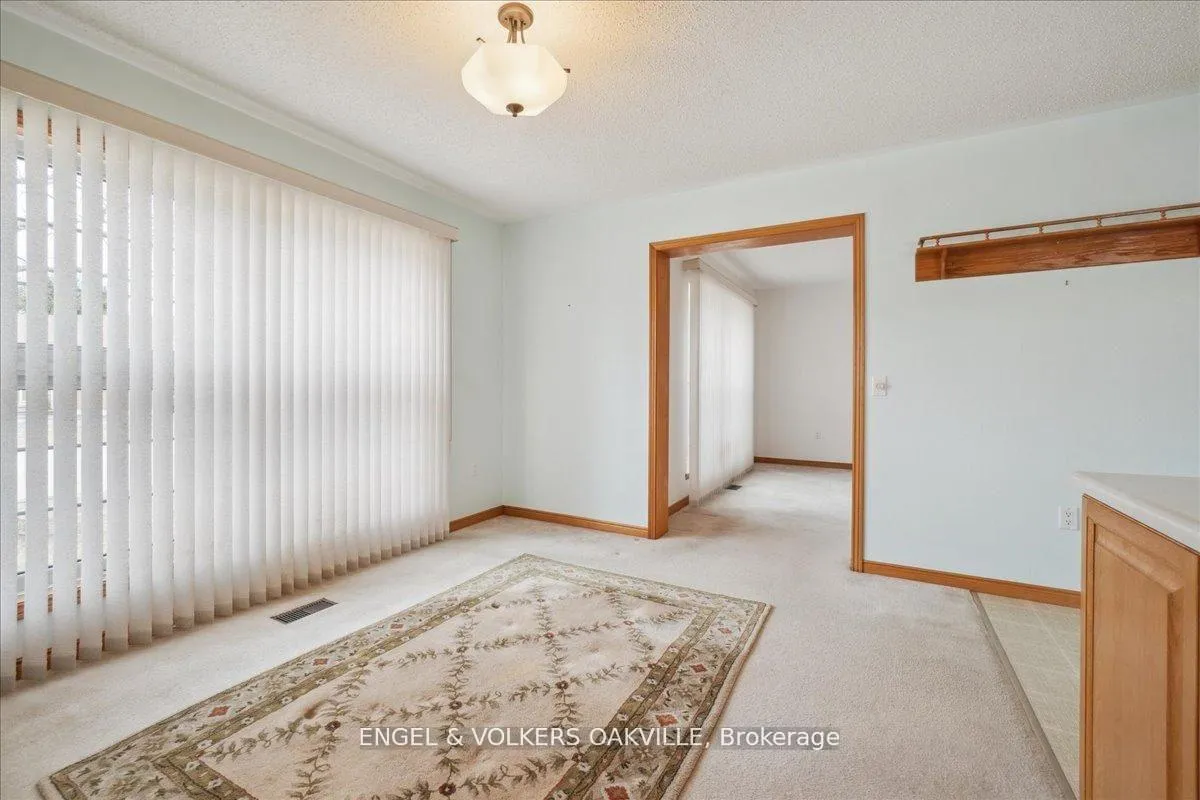 Photo 30 of 36 White Bark Way, Centre Wellington, Rural Centre Wellington East — HOMEH