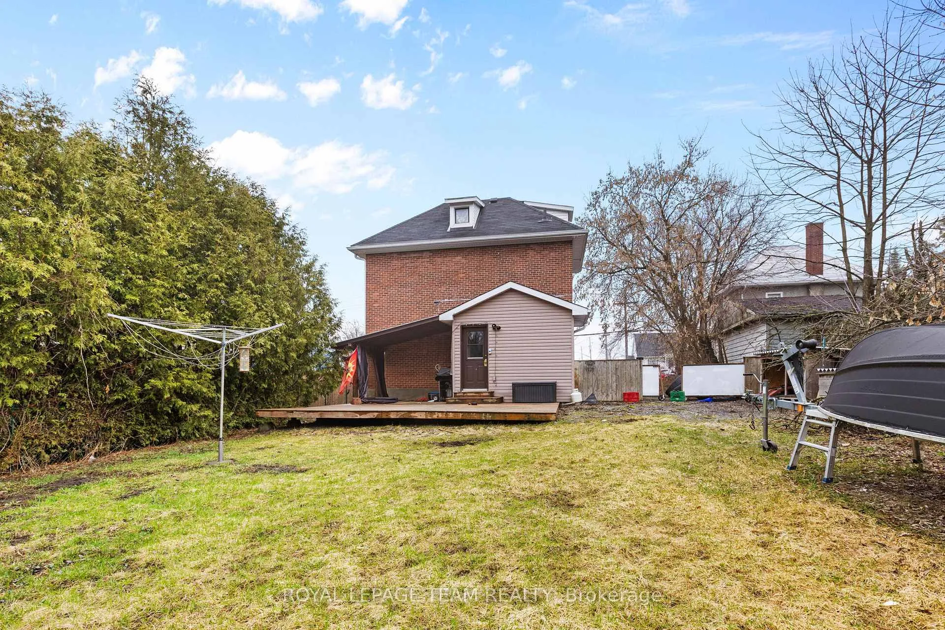 Photo 12 of 47 Daniel Street S, Arnprior — HOMEH