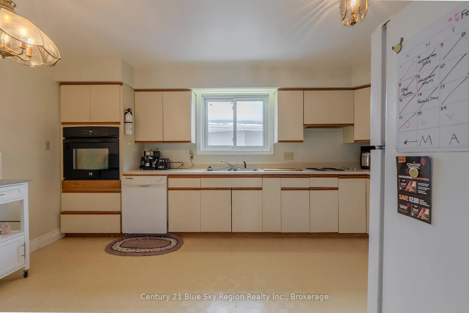 Photo 31 of 573 McLeod Street, North Bay, Central — HOMEH