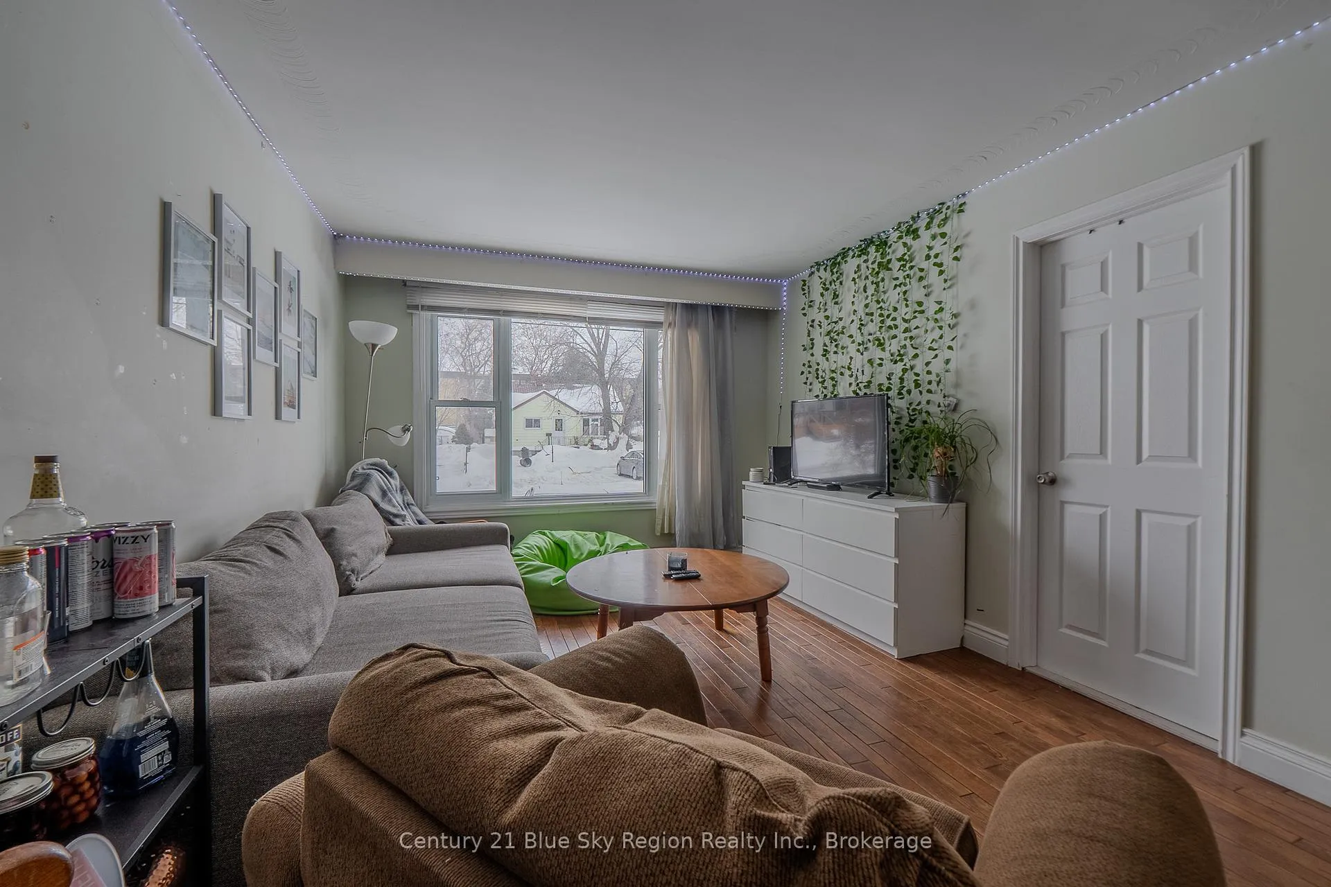 Photo 36 of 573 McLeod Street, North Bay, Central — HOMEH