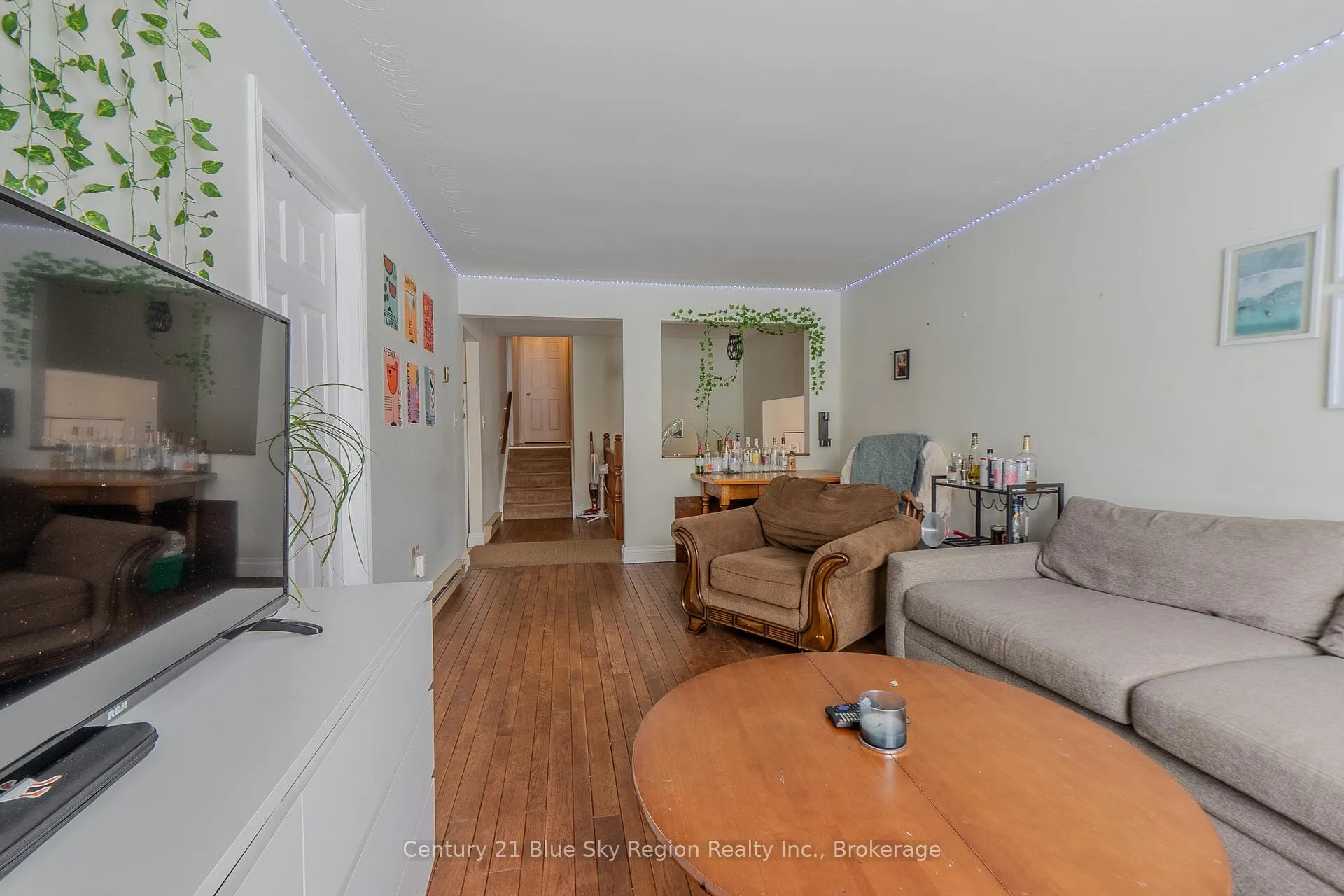 Photo 37 of 573 McLeod Street, North Bay, Central — HOMEH