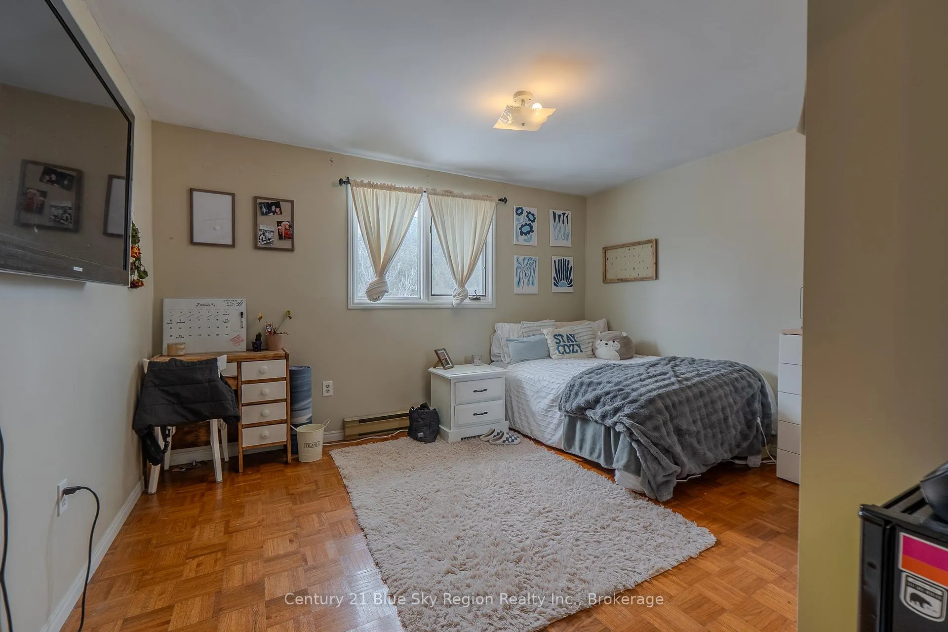 Photo 42 of 573 McLeod Street, North Bay, Central — HOMEH