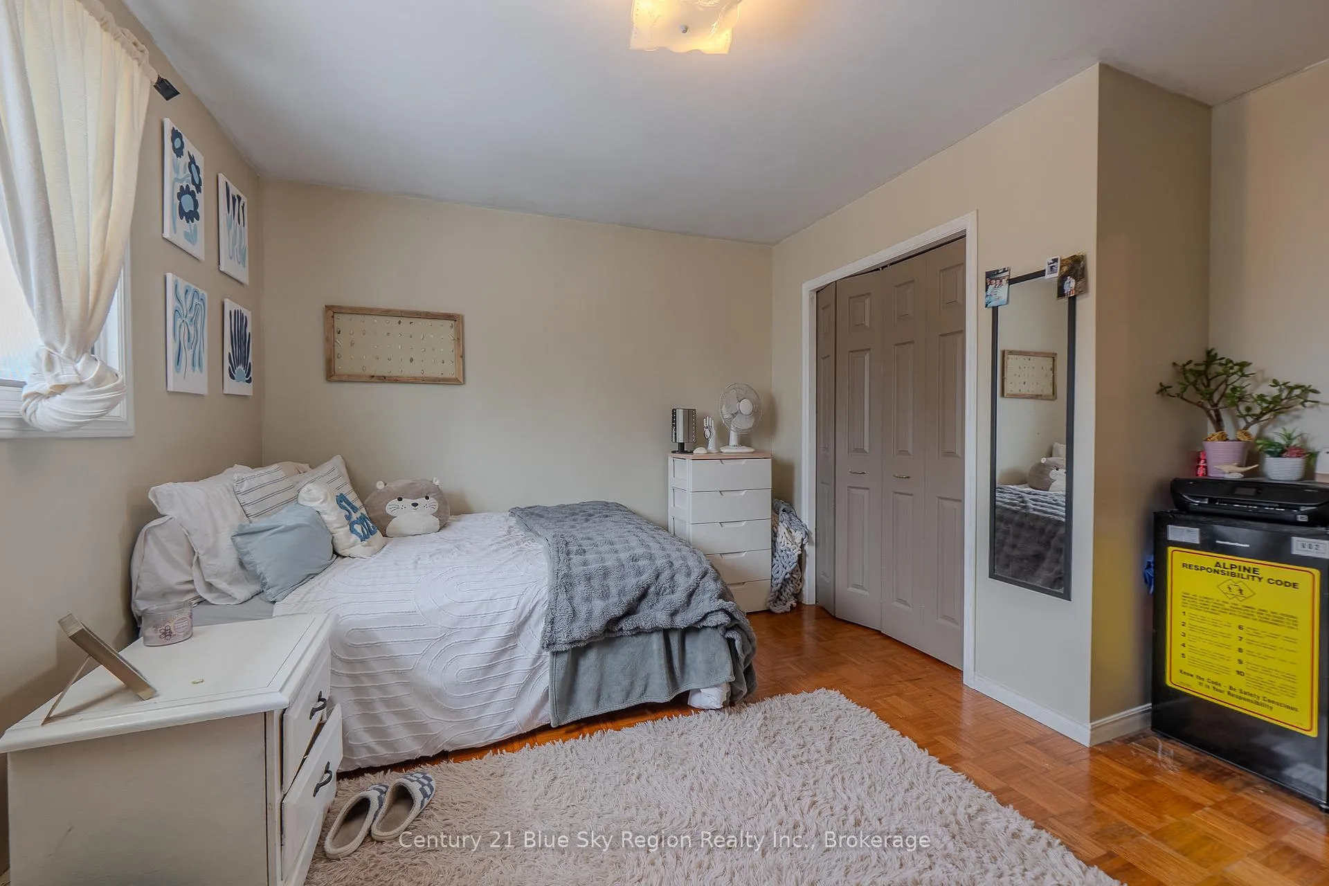 Photo 43 of 573 McLeod Street, North Bay, Central — HOMEH