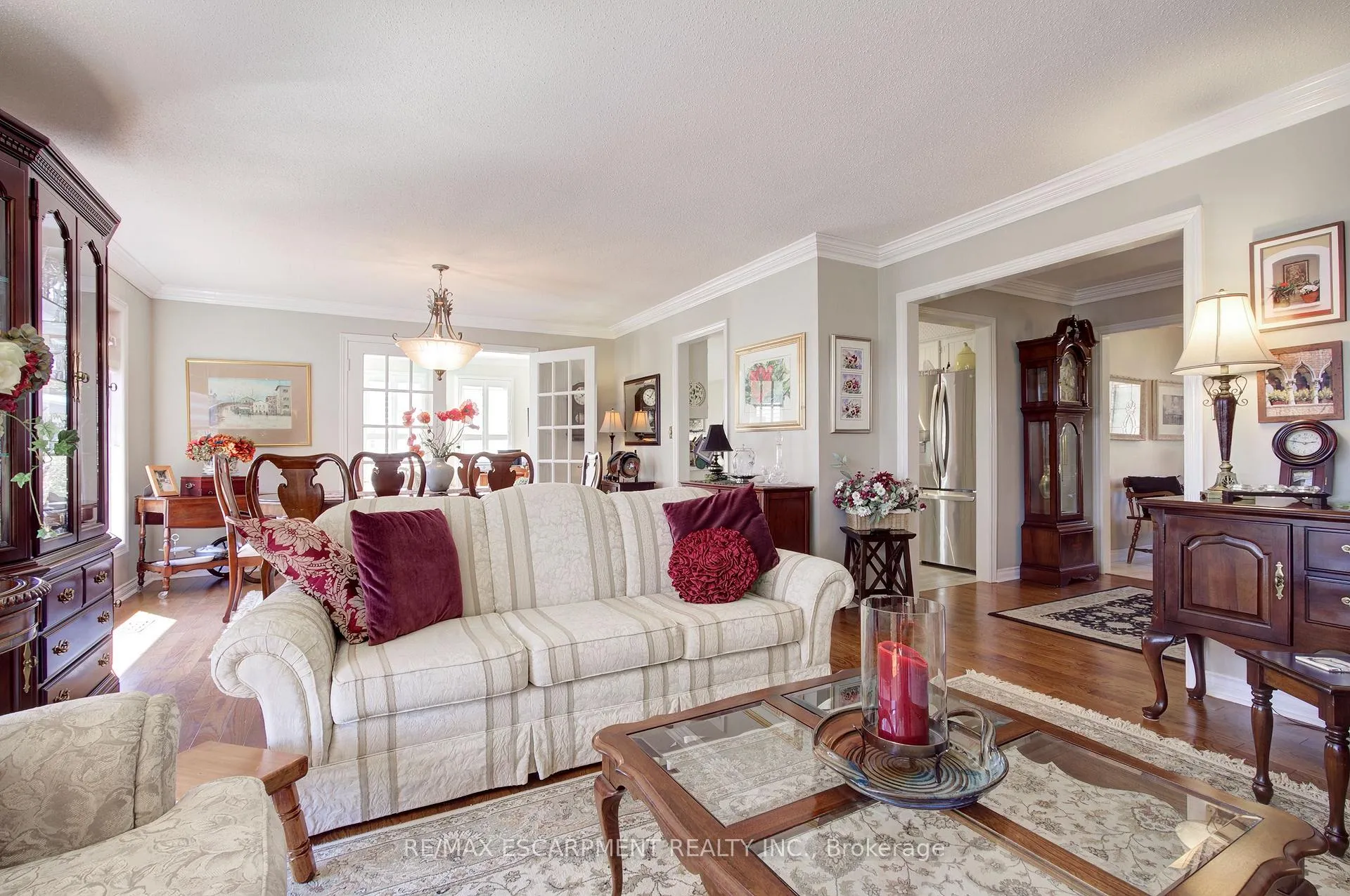 Photo 9 of 1233 Havendale Boulevard, Burlington, Tyandaga — HOMEH