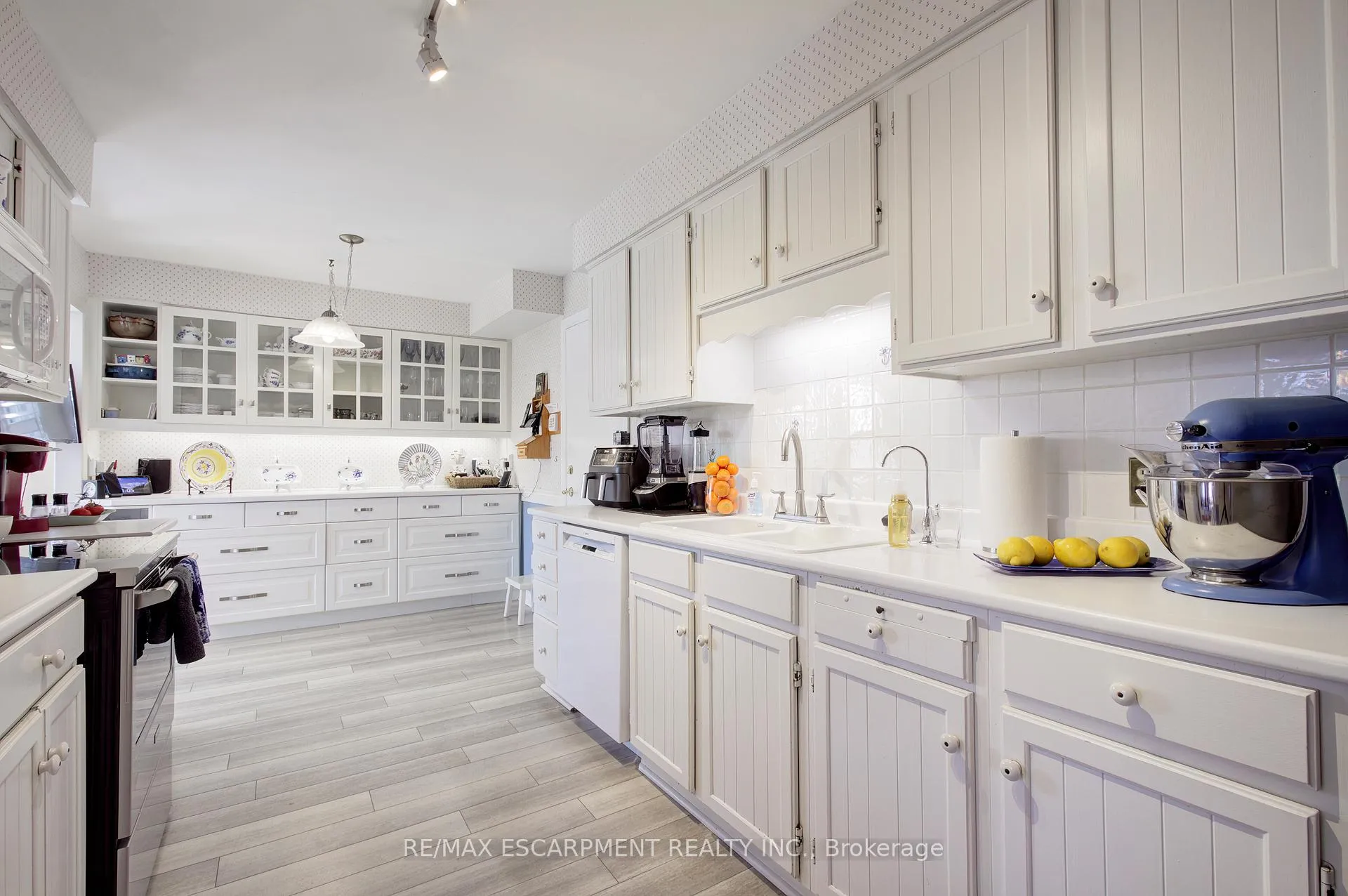 Photo 17 of 1233 Havendale Boulevard, Burlington, Tyandaga — HOMEH