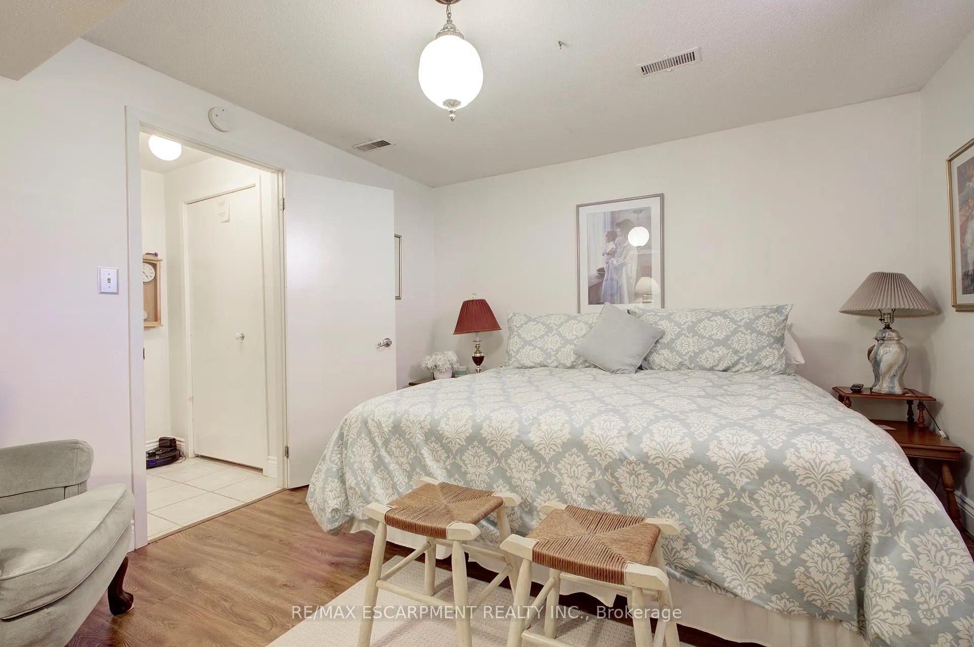 Photo 39 of 1233 Havendale Boulevard, Burlington, Tyandaga — HOMEH