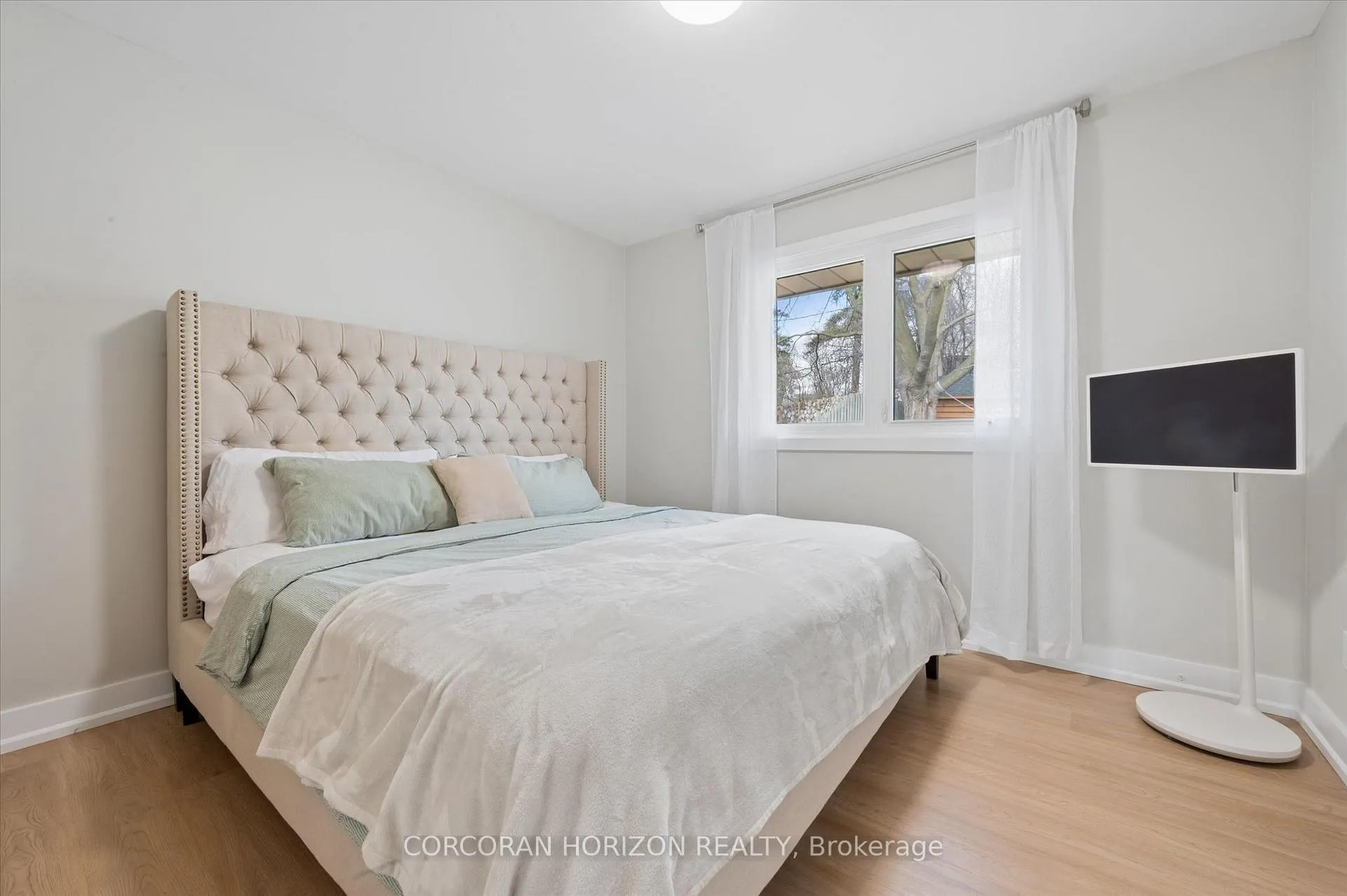 Photo 16 of 220 Mayfield Avenue, Waterloo — HOMEH