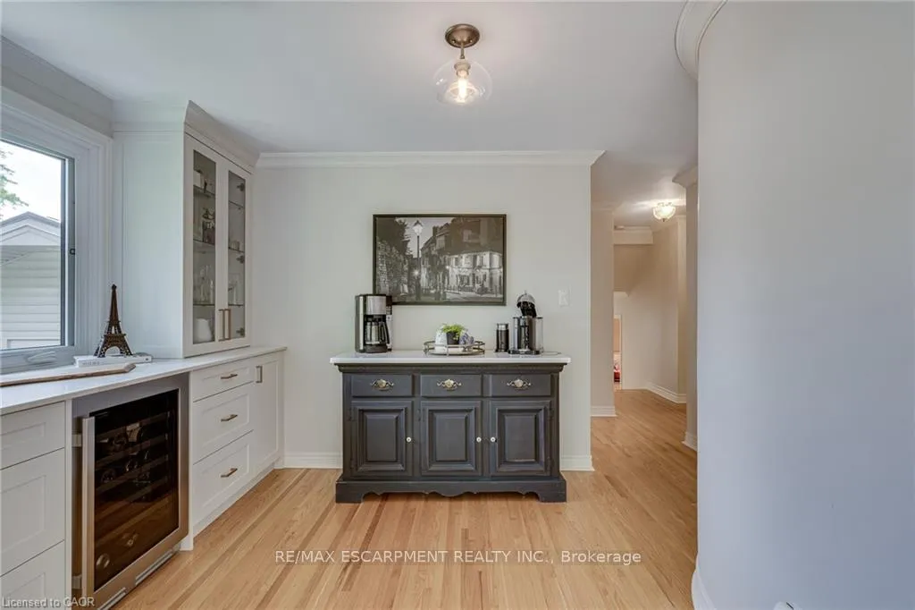 Photo 17 of 134 Little John Road, Hamilton, Dundas — HOMEH