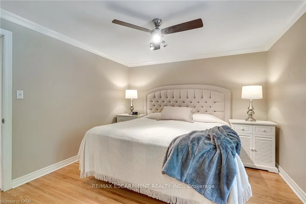 Photo 25 of 134 Little John Road, Hamilton, Dundas — HOMEH