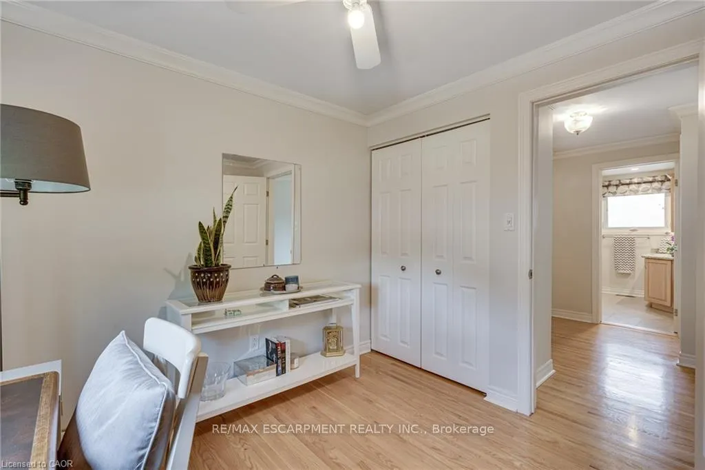 Photo 29 of 134 Little John Road, Hamilton, Dundas — HOMEH