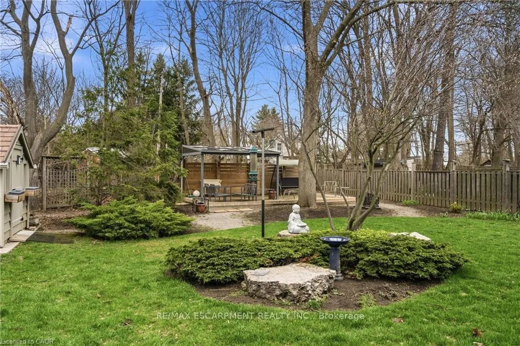 Photo 41 of 134 Little John Road, Hamilton, Dundas — HOMEH