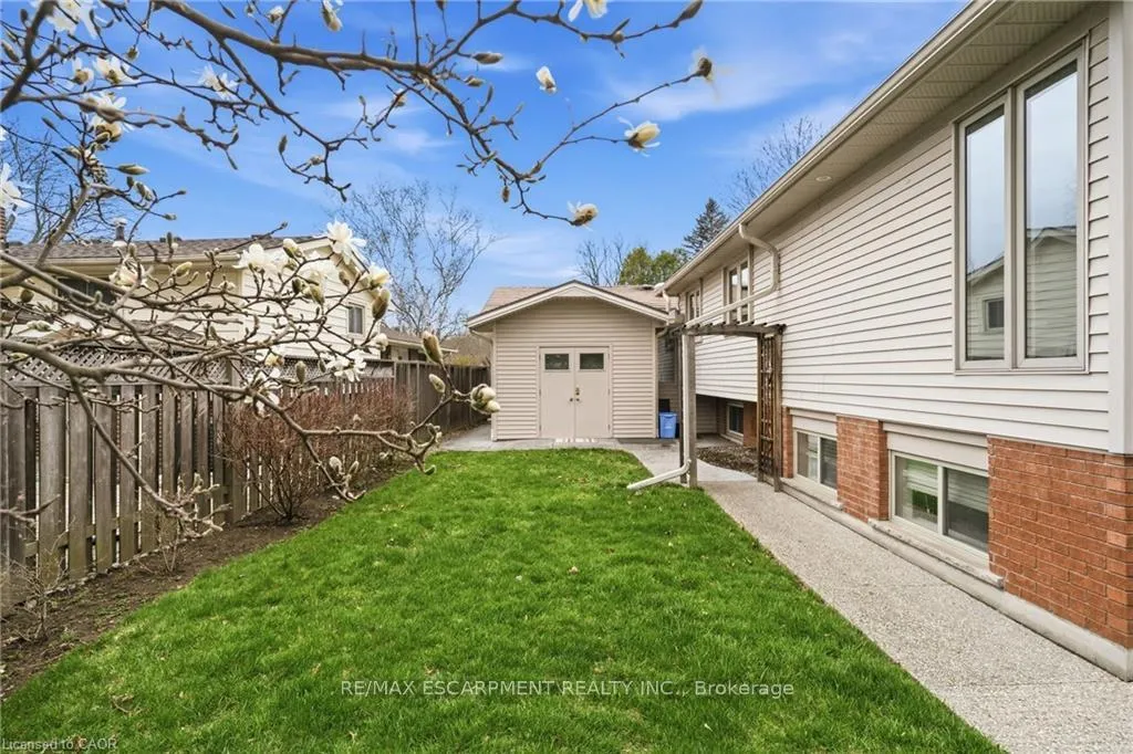 Photo 47 of 134 Little John Road, Hamilton, Dundas — HOMEH