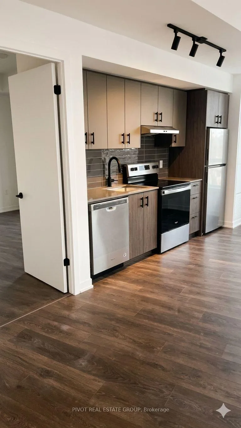 Photo 14 of Unit 519, 4878 Powers Common, Burlington, Alton — HOMEH