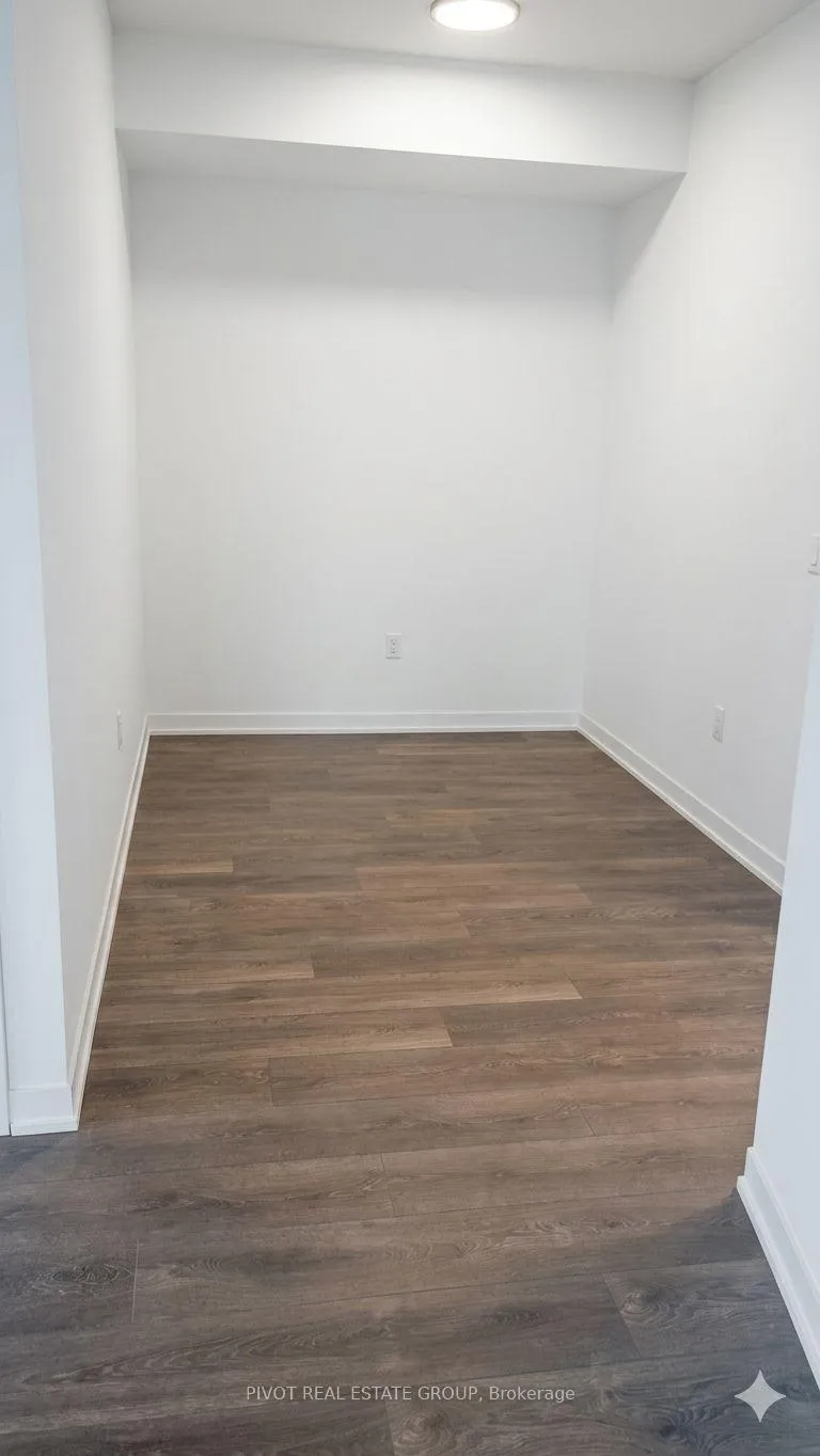 Photo 17 of Unit 519, 4878 Powers Common, Burlington, Alton — HOMEH