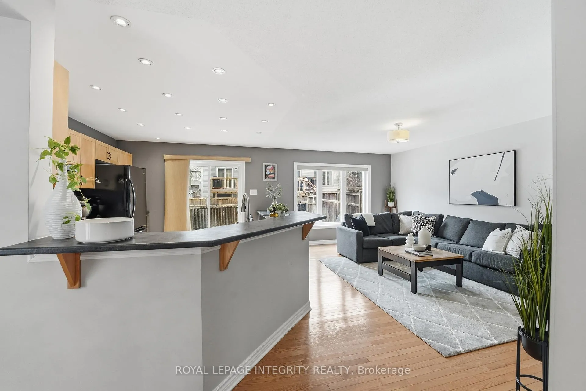 Photo 7 of 208 Aquilo Crescent, Ottawa, Stittsville (North) — HOMEH