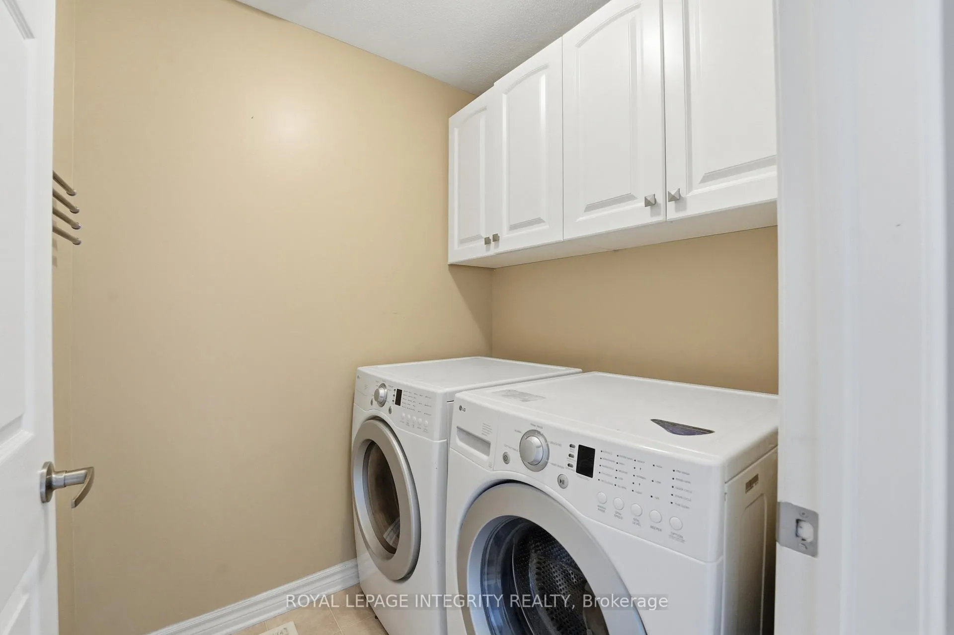 Photo 24 of 208 Aquilo Crescent, Ottawa, Stittsville (North) — HOMEH