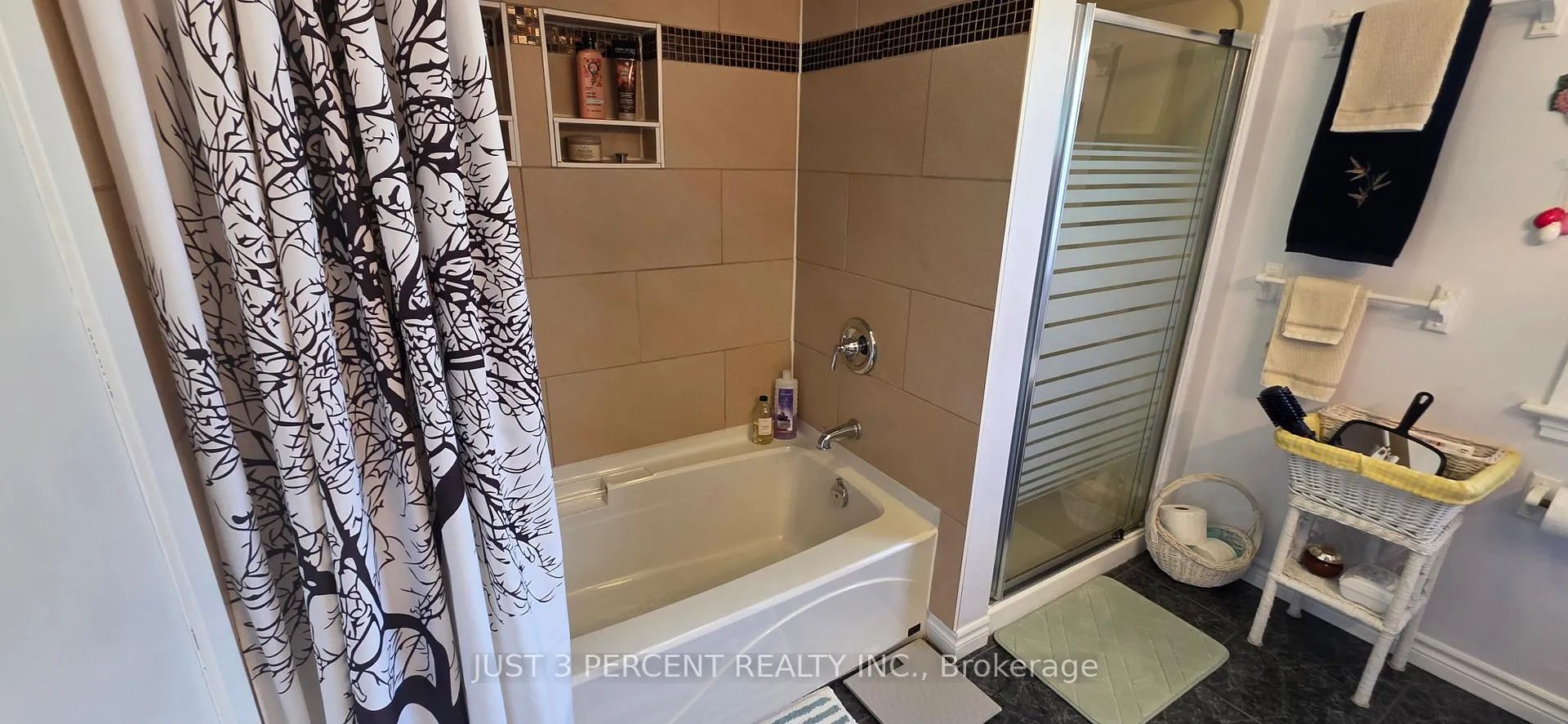 Photo 22 of 744 Crawford Place, Peterborough, Otonabee Ward 1 — HOMEH