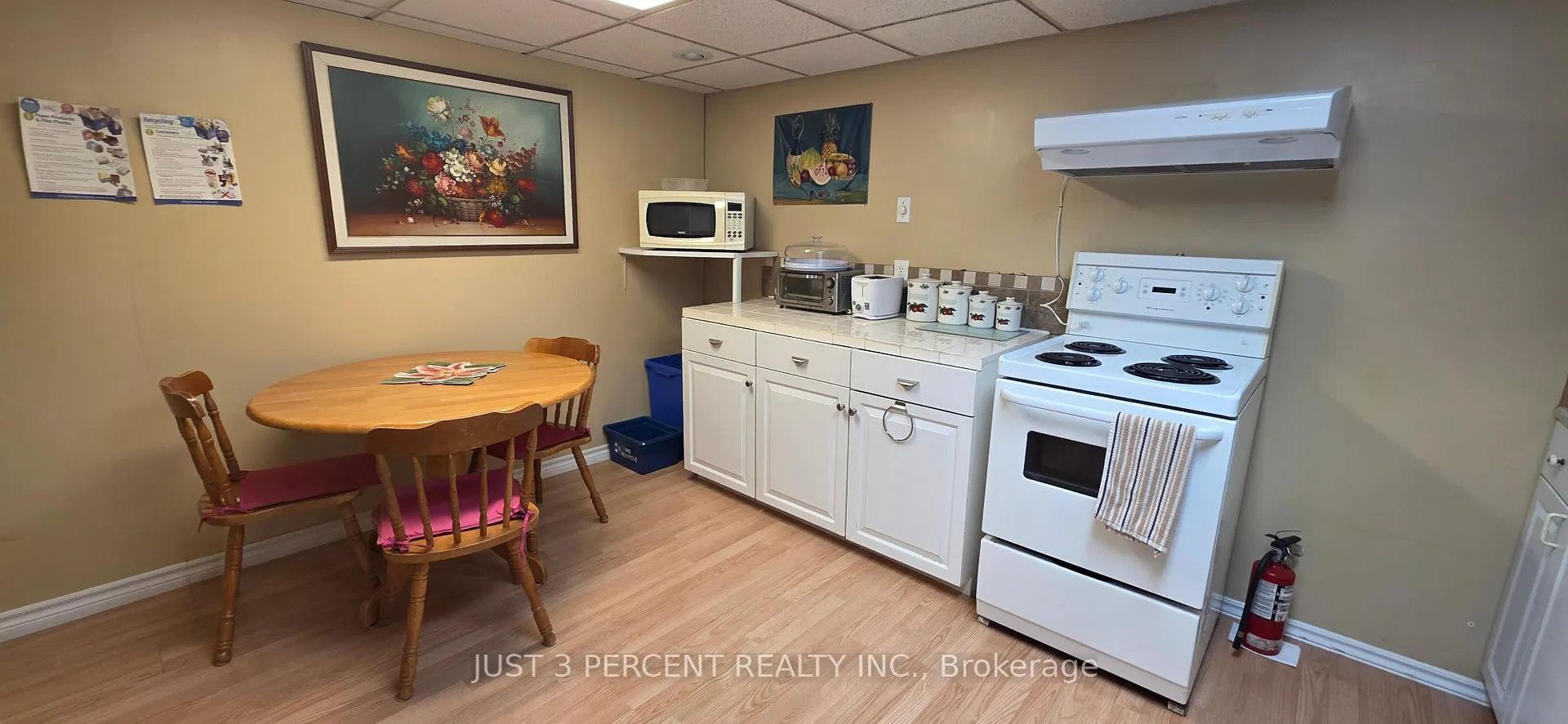 Photo 28 of 744 Crawford Place, Peterborough, Otonabee Ward 1 — HOMEH