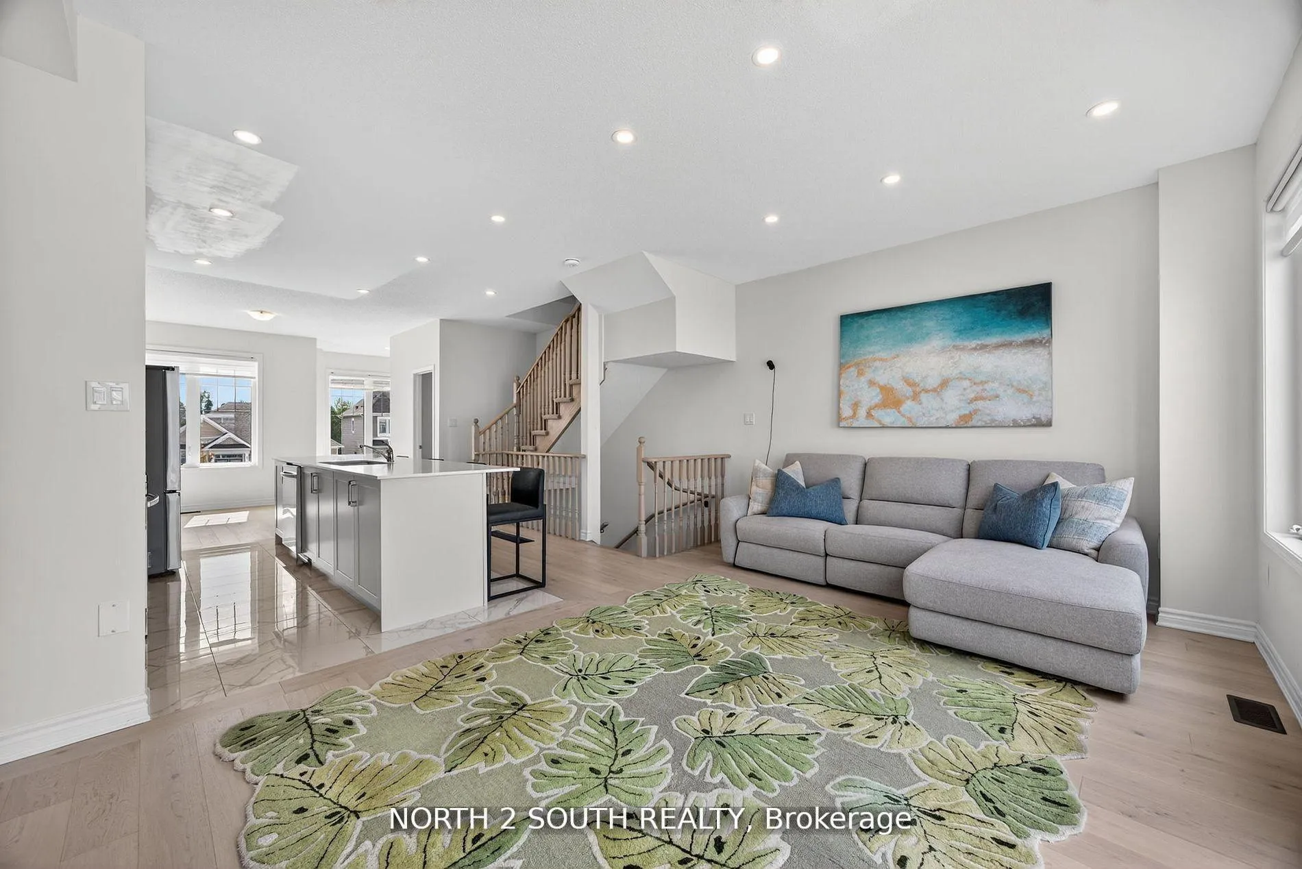 Photo 1 of 24 Abby Drive, Wasaga Beach — HOMEH
