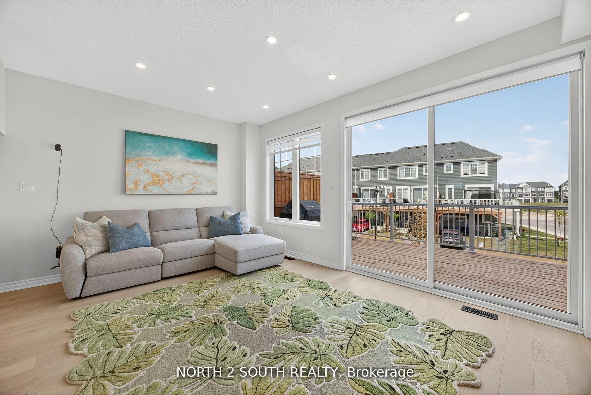 Photo 12 of 24 Abby Drive, Wasaga Beach — HOMEH