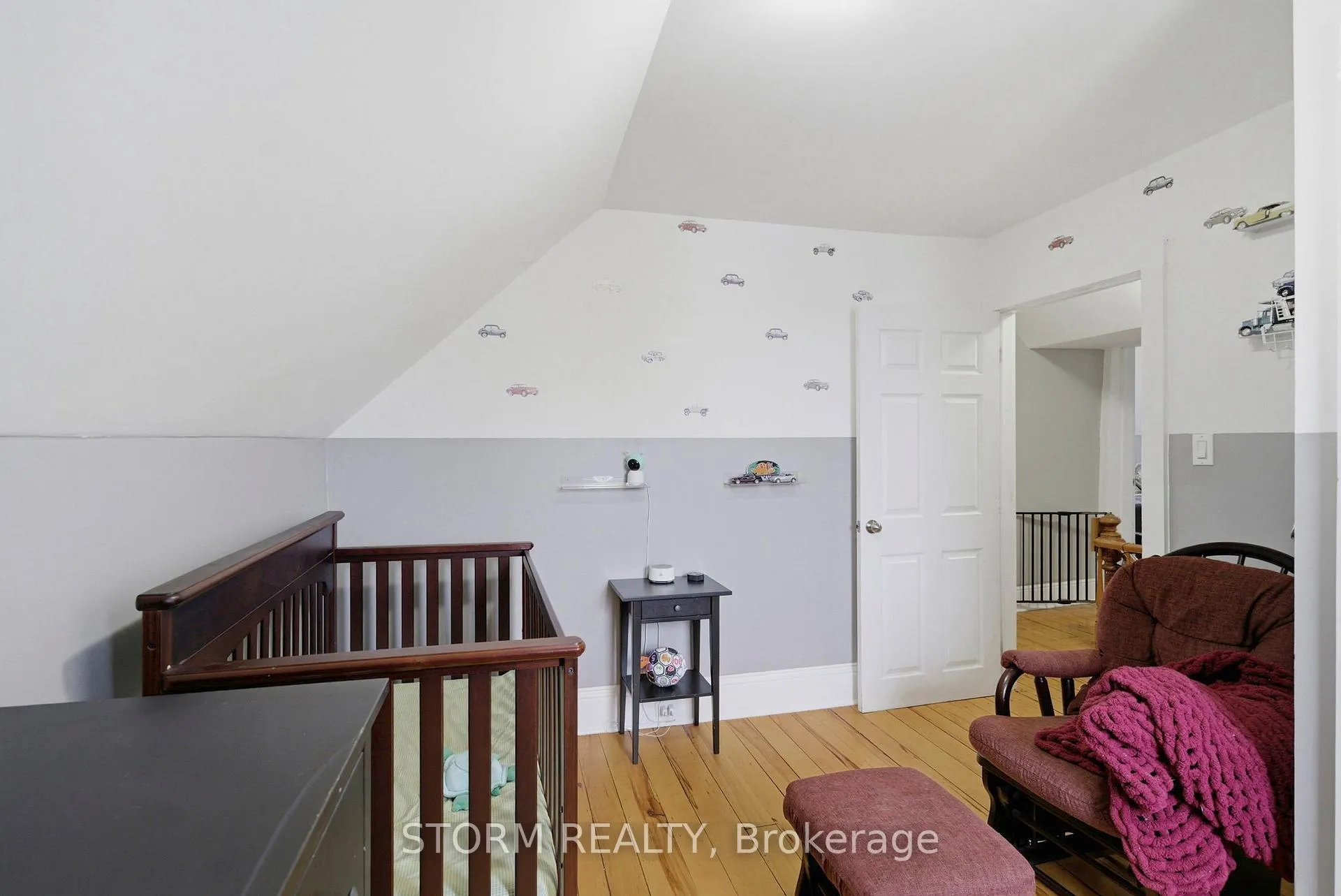 Photo 28 of 45 Seymour Avenue, Cornwall — HOMEH