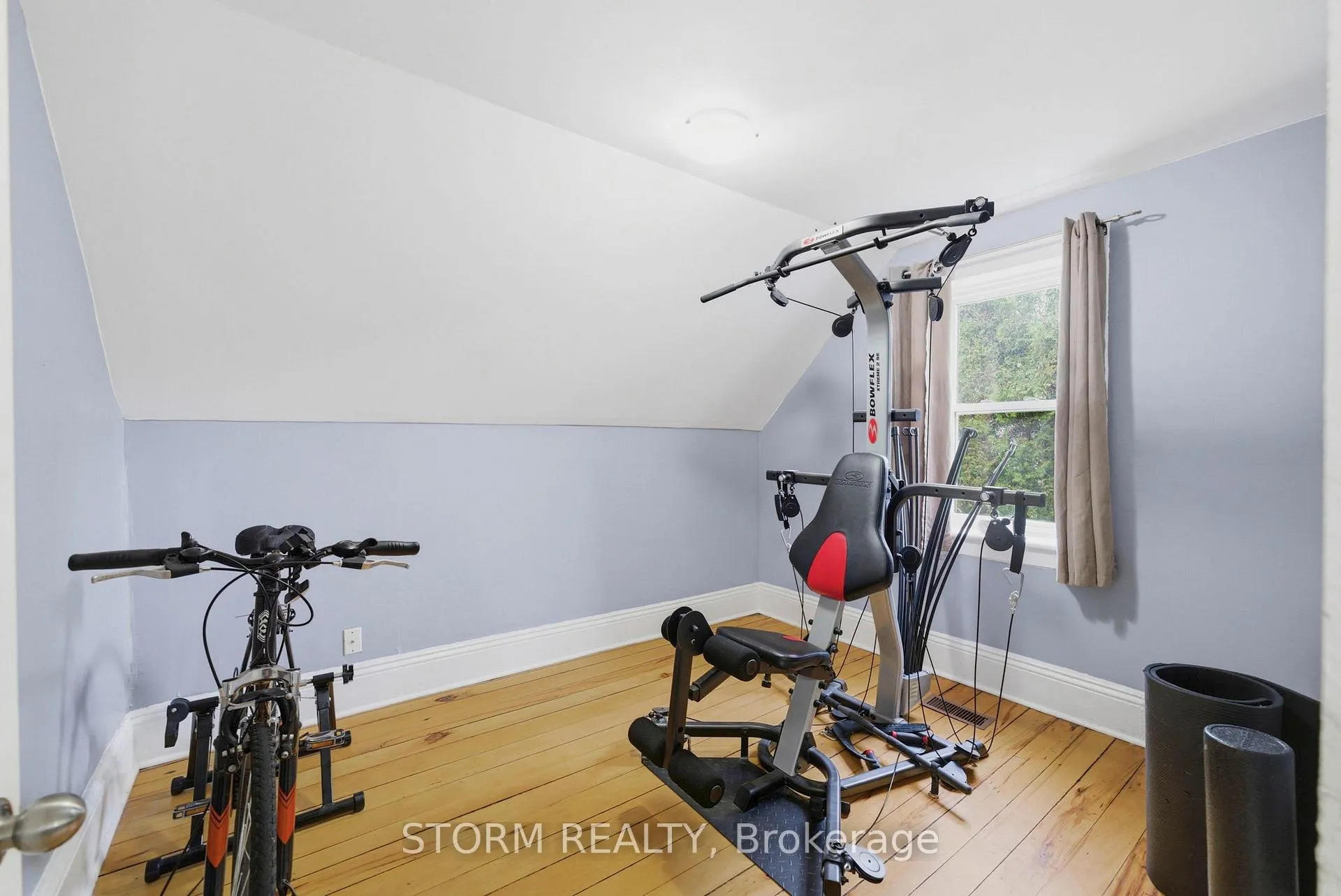 Photo 29 of 45 Seymour Avenue, Cornwall — HOMEH