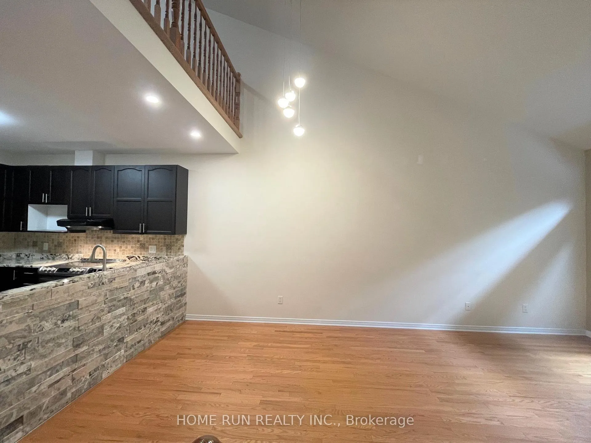 Photo 10 of 180 Hartsmere Drive, Ottawa, Stittsville (South) — HOMEH