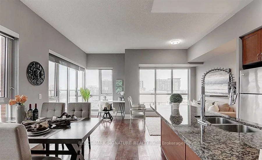 Photo 8 of Unit 901, 1 Upper Duke Crescent, Markham, Unionville — HOMEH