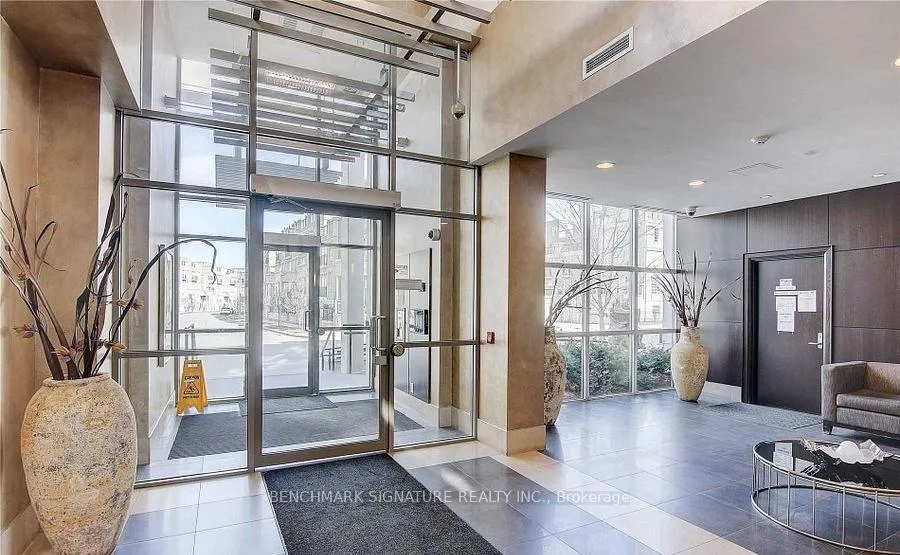 Photo 12 of Unit 901, 1 Upper Duke Crescent, Markham, Unionville — HOMEH