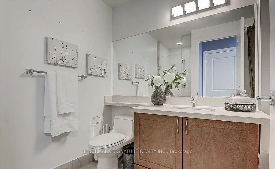 Photo 16 of Unit 901, 1 Upper Duke Crescent, Markham, Unionville — HOMEH
