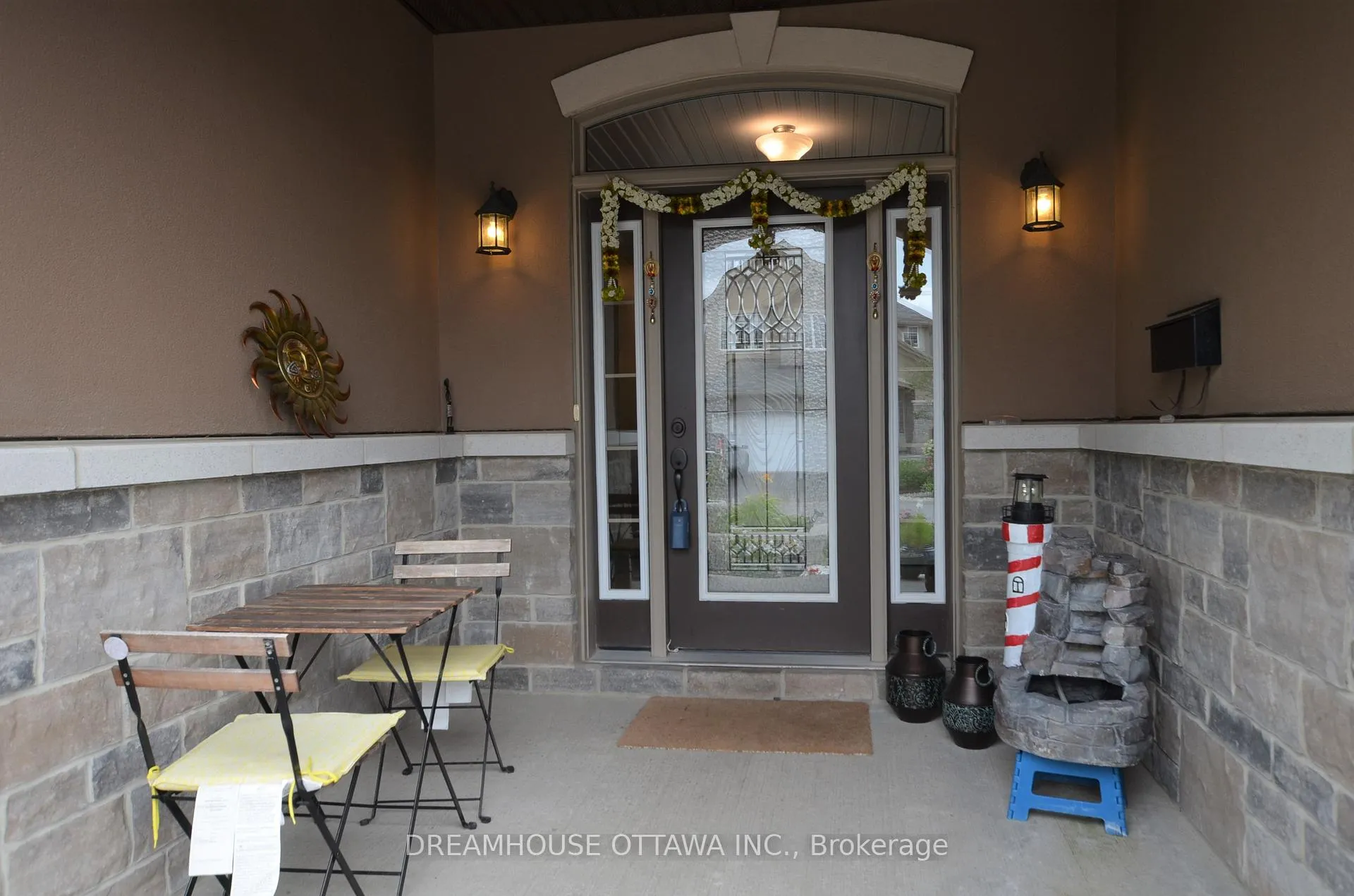 Photo 2 of 168 Grainstone Way, Ottawa, Kanata - Kanata Lakes/Heritage Hills — HOMEH