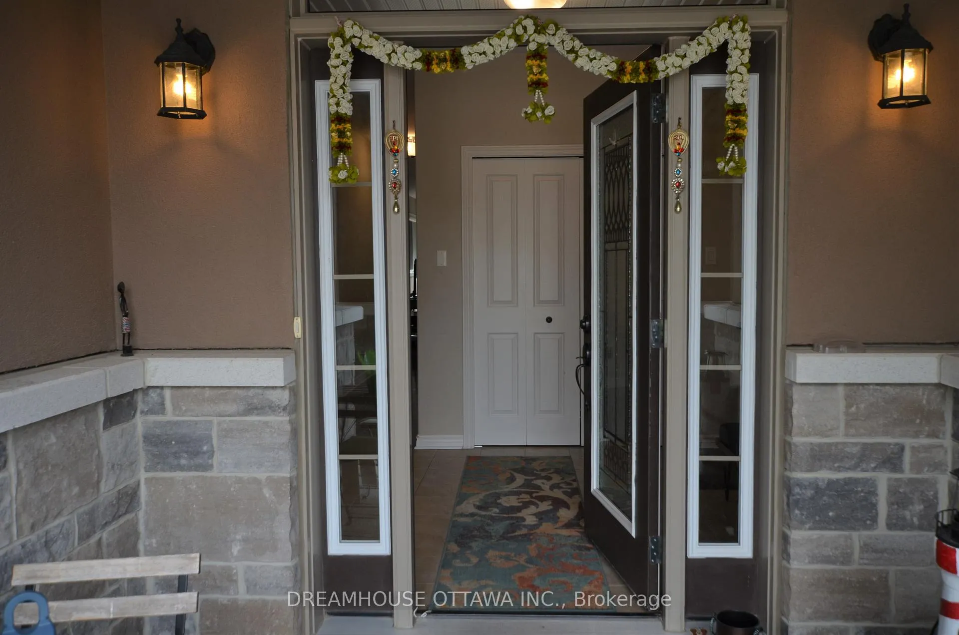 Photo 3 of 168 Grainstone Way, Ottawa, Kanata - Kanata Lakes/Heritage Hills — HOMEH