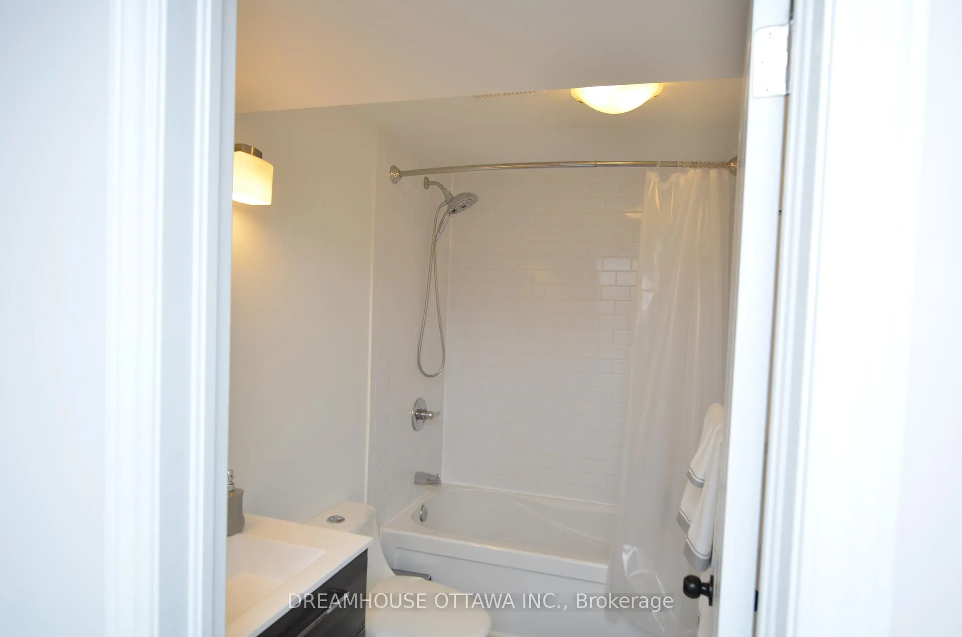 Photo 18 of 168 Grainstone Way, Ottawa, Kanata - Kanata Lakes/Heritage Hills — HOMEH