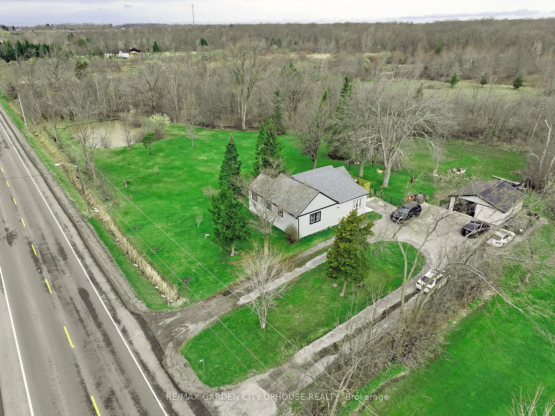 Photo 21 of 9013 Netherby Road, Niagara Falls, Schisler — HOMEH