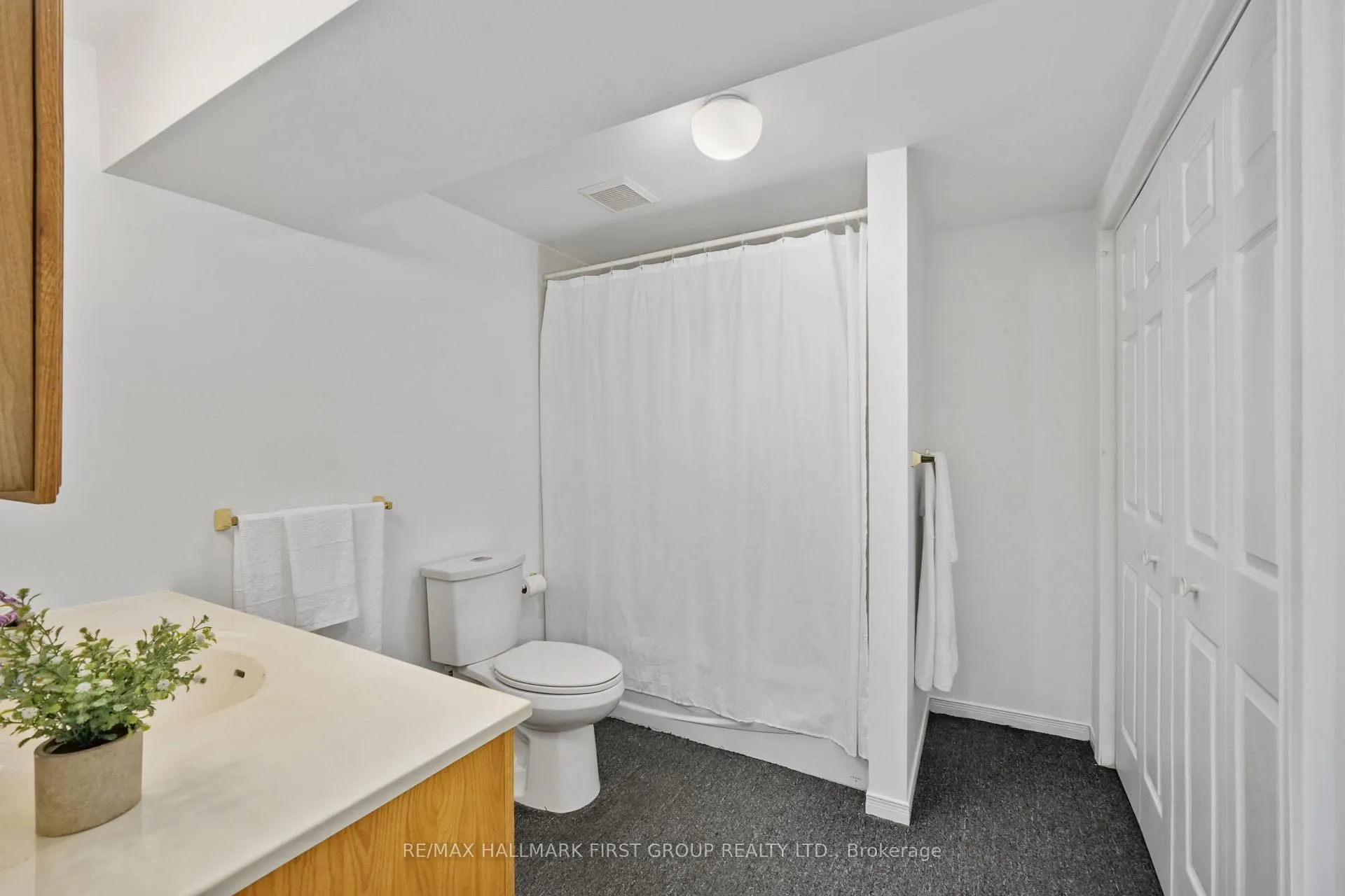 Photo 30 of 950 Curtis Crescent, Cobourg — HOMEH